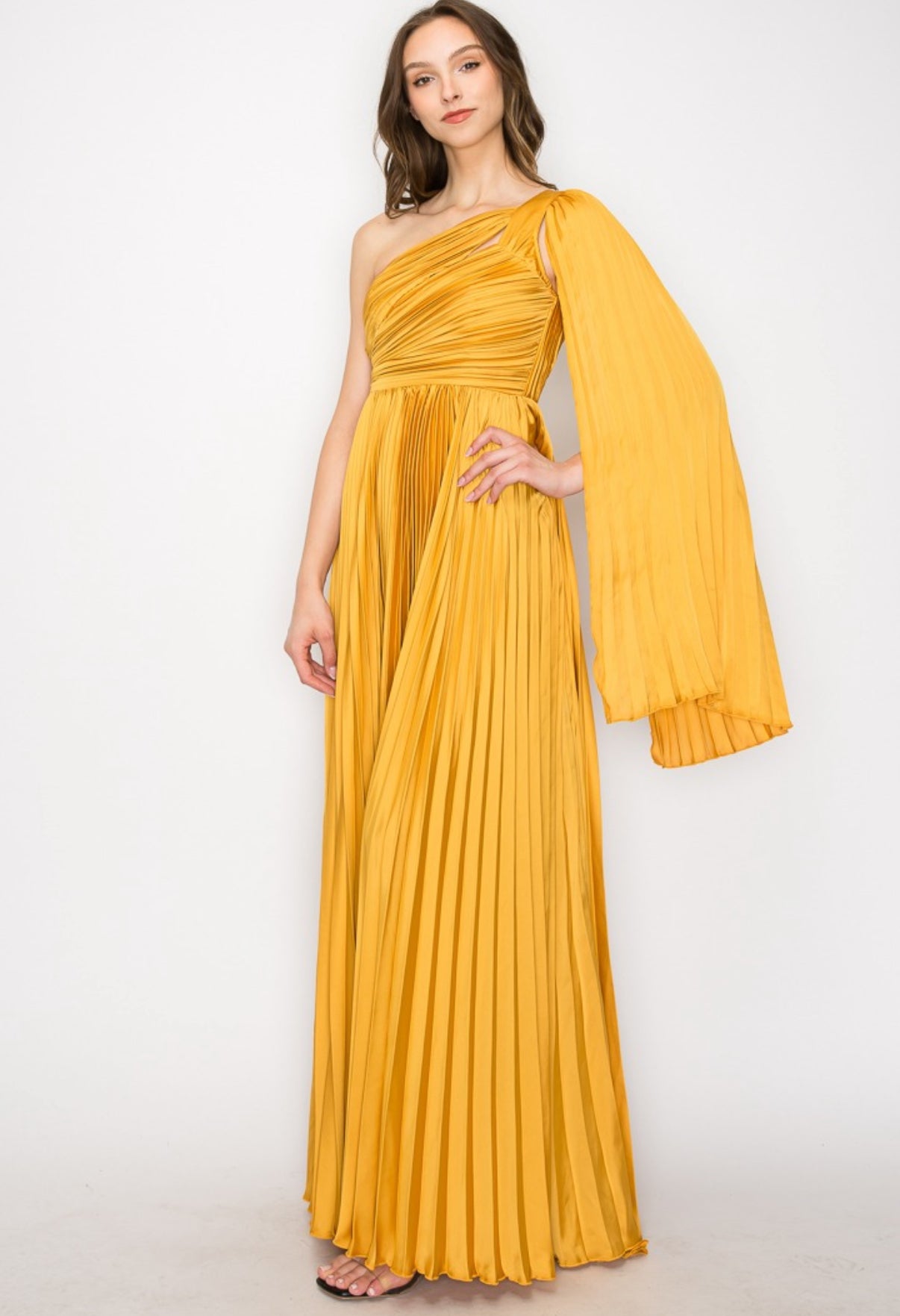 VESTIDO AMARILLO PLISADO