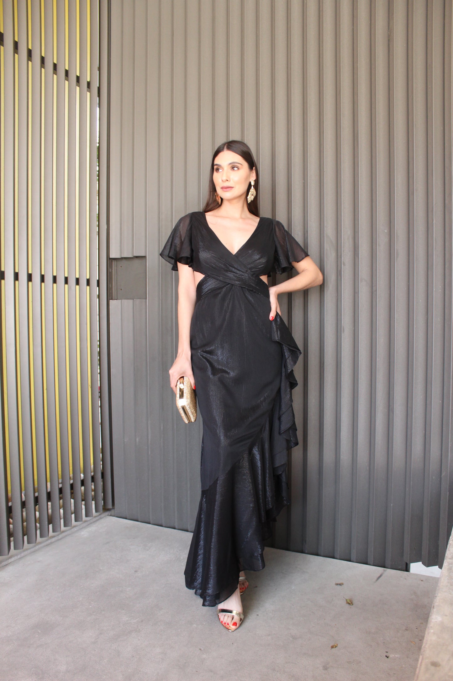 VESTIDO NEGRO ASIMETRICO