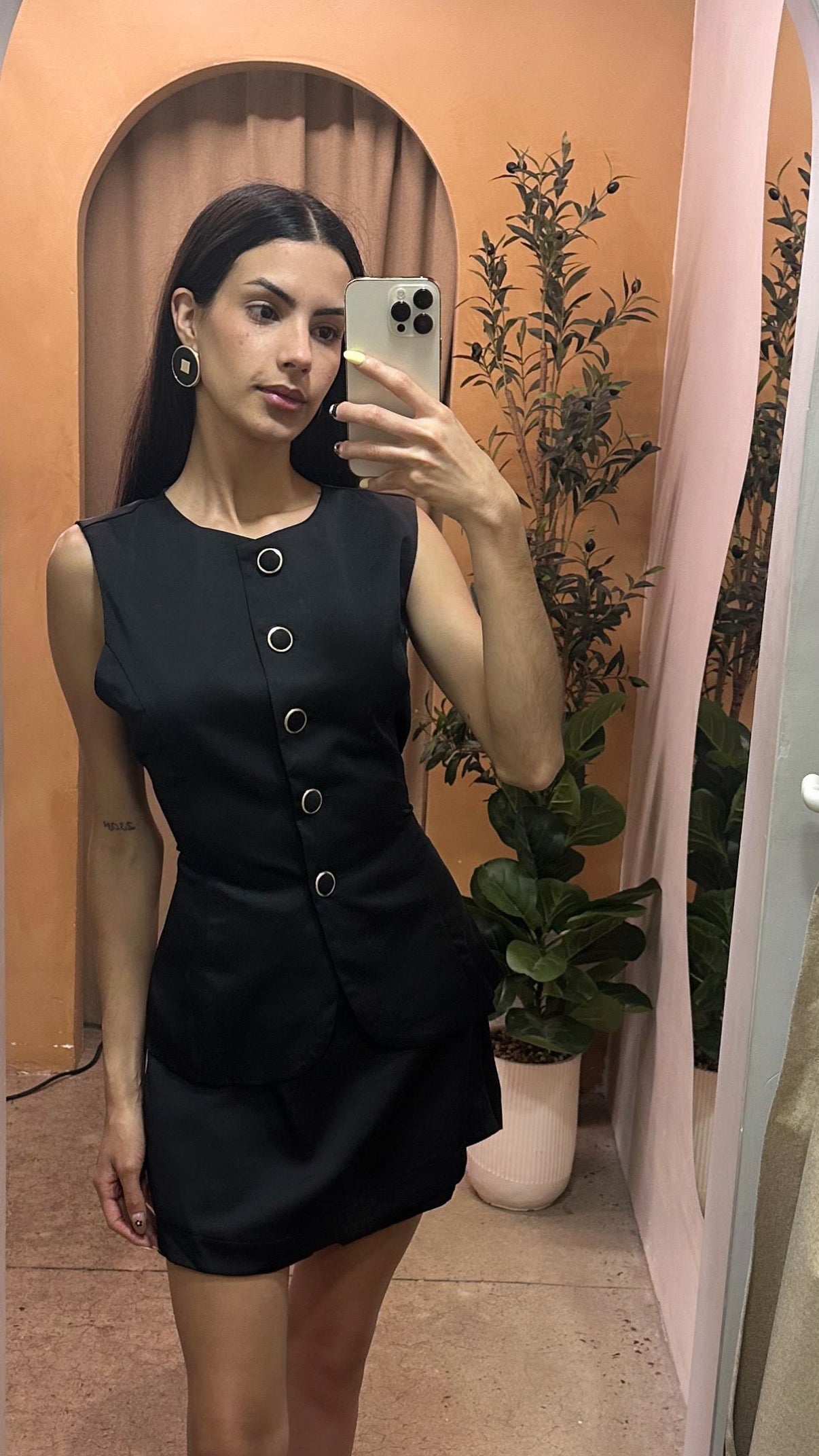 VESTIDO NEGRO