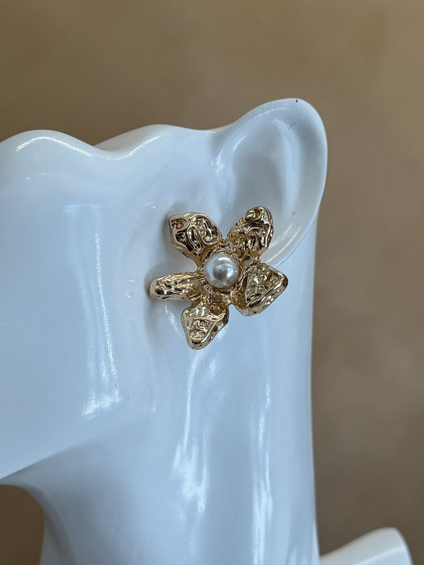 ARETE PERLA CON DORADO