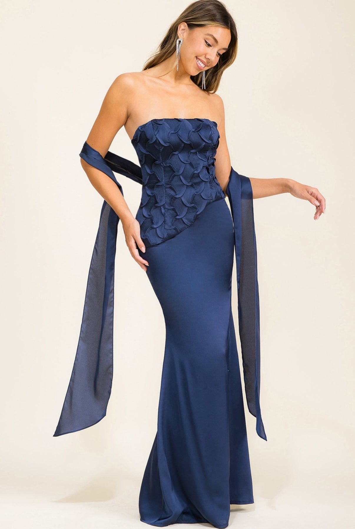 ANDREA VESTIDO AZUL MARINO