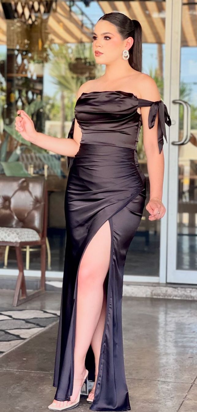 VESTIDO NEGRO