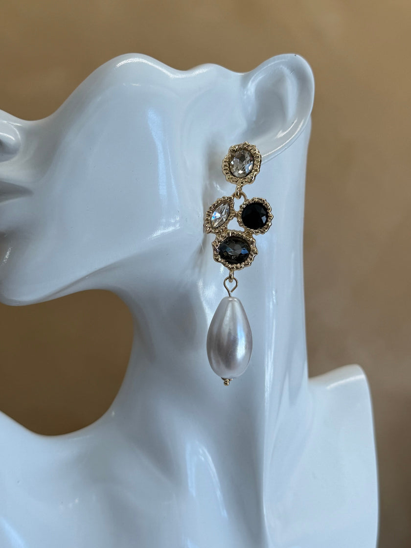 ARETE DORADO CON PERLA