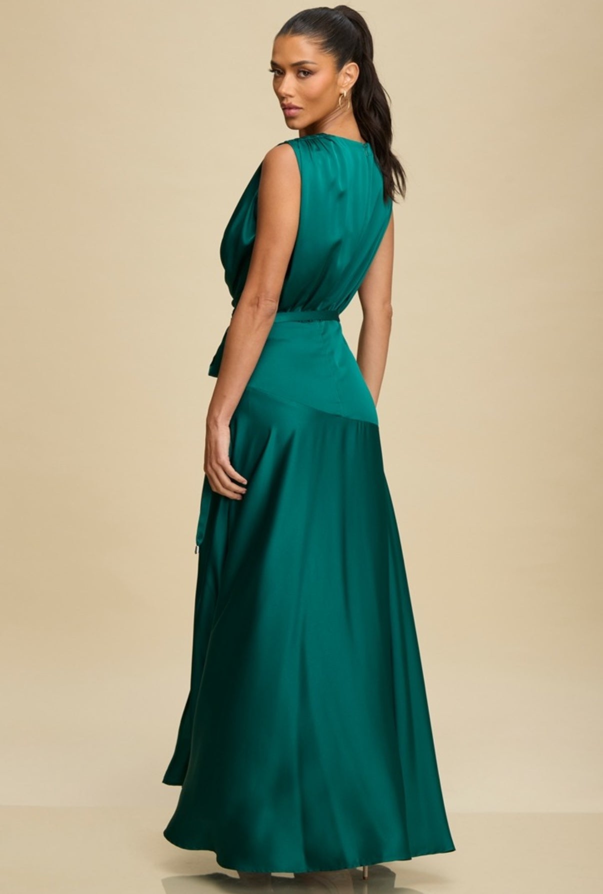 OLIVIA VESTIDO VERDE ESMERALDA