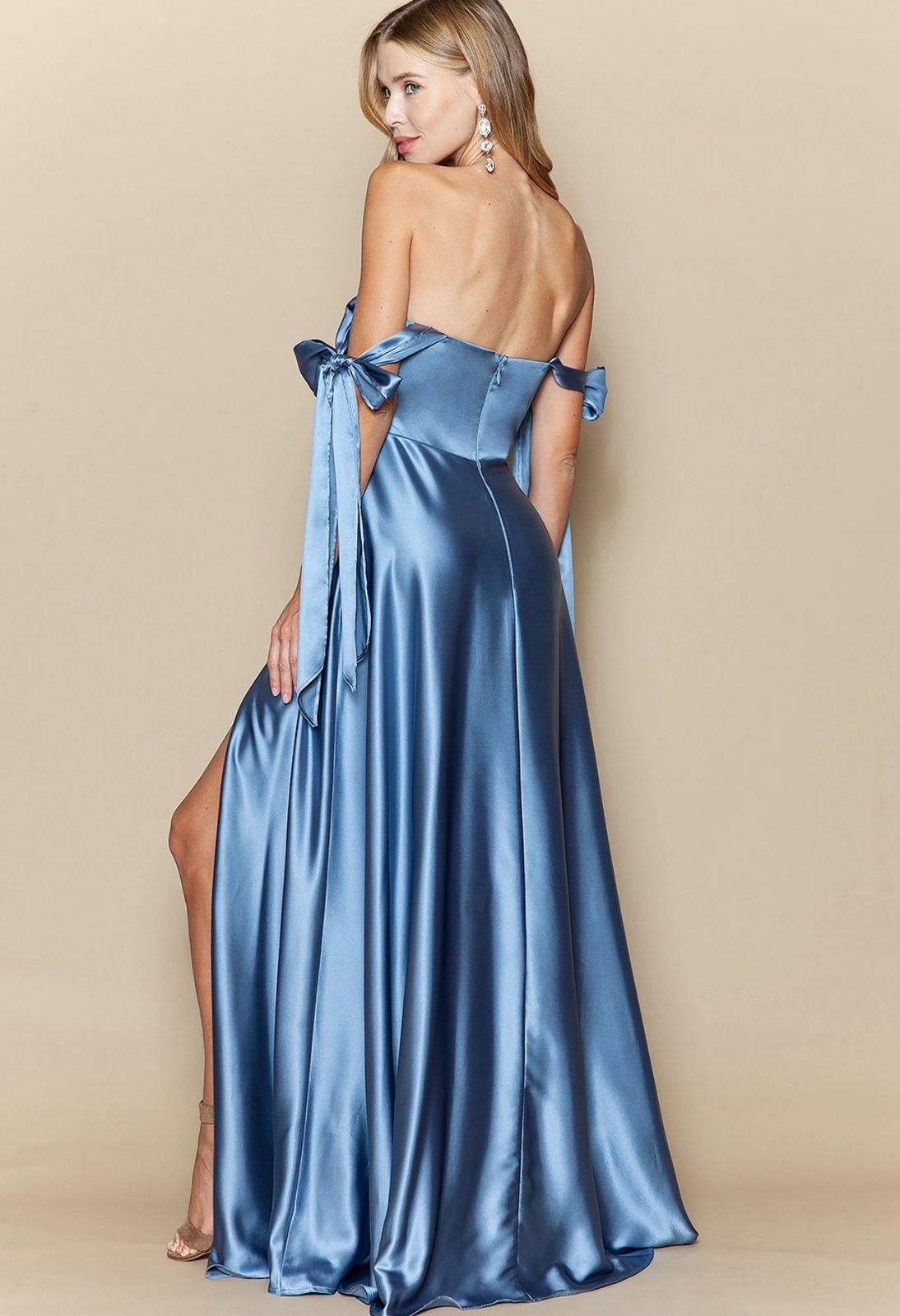 VESTIDO AZUL DUSTY BLUE