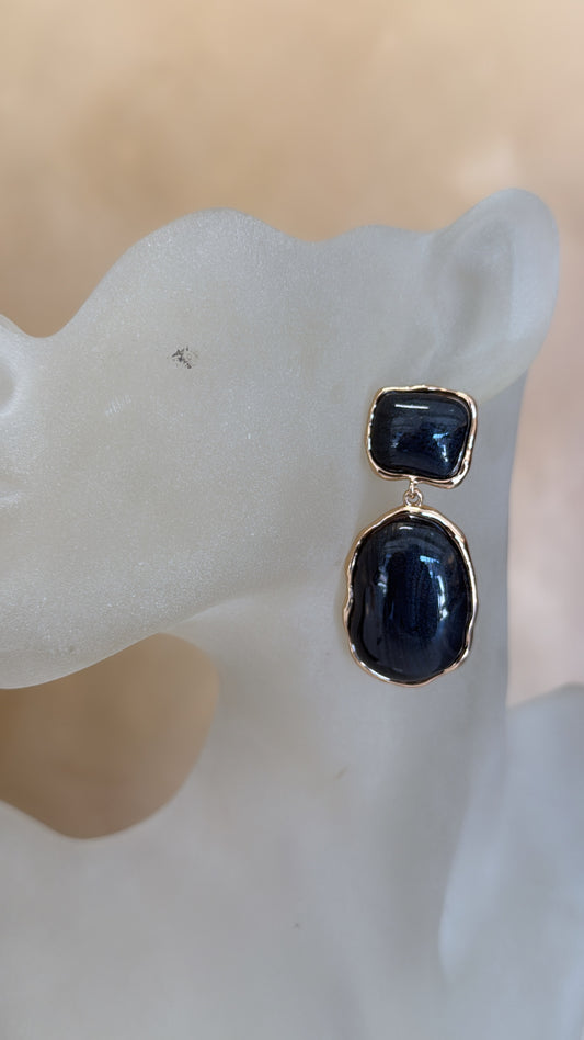 ARETE DORADO PIEDRA NEGRA