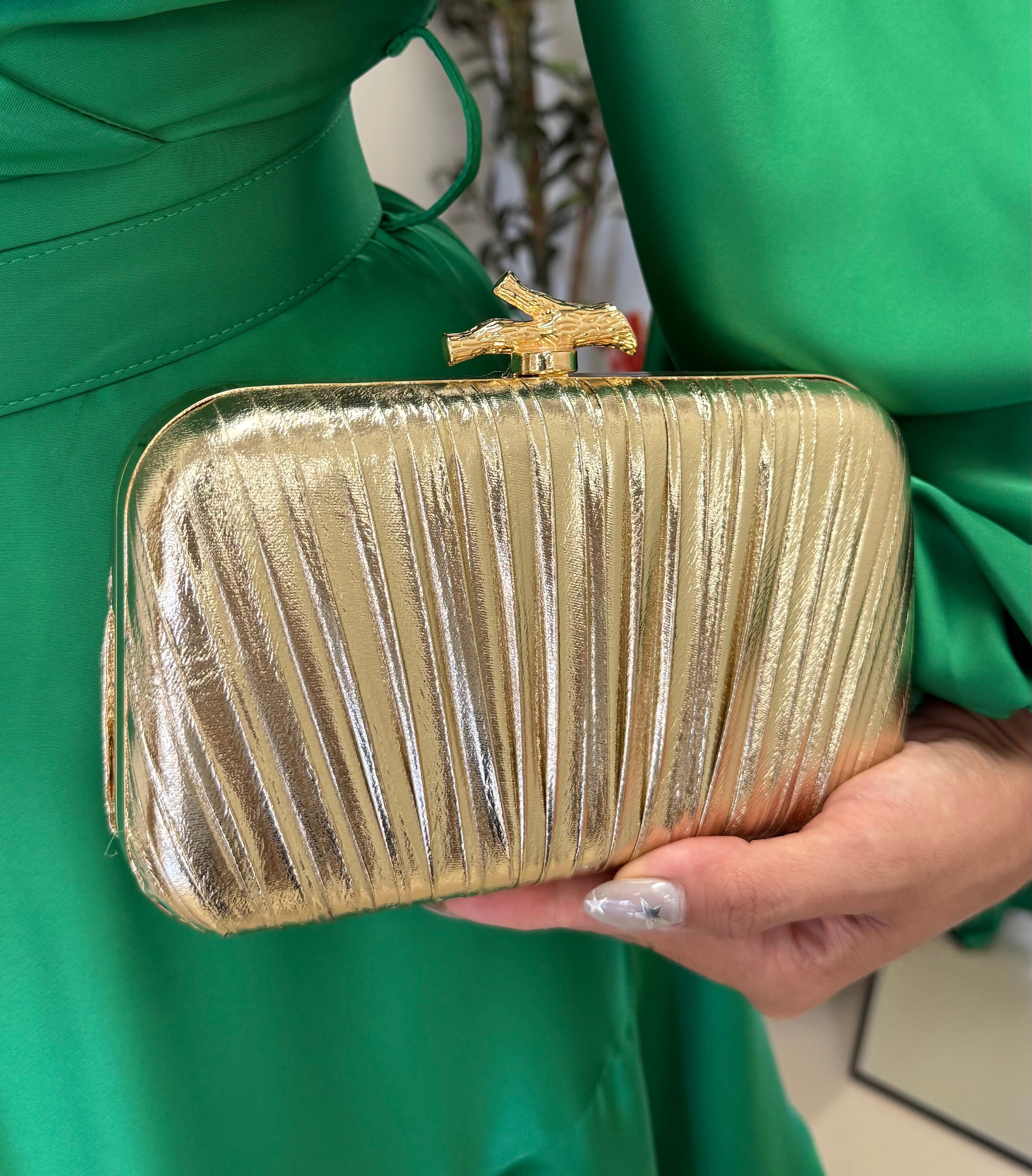 BOLSO DORADO