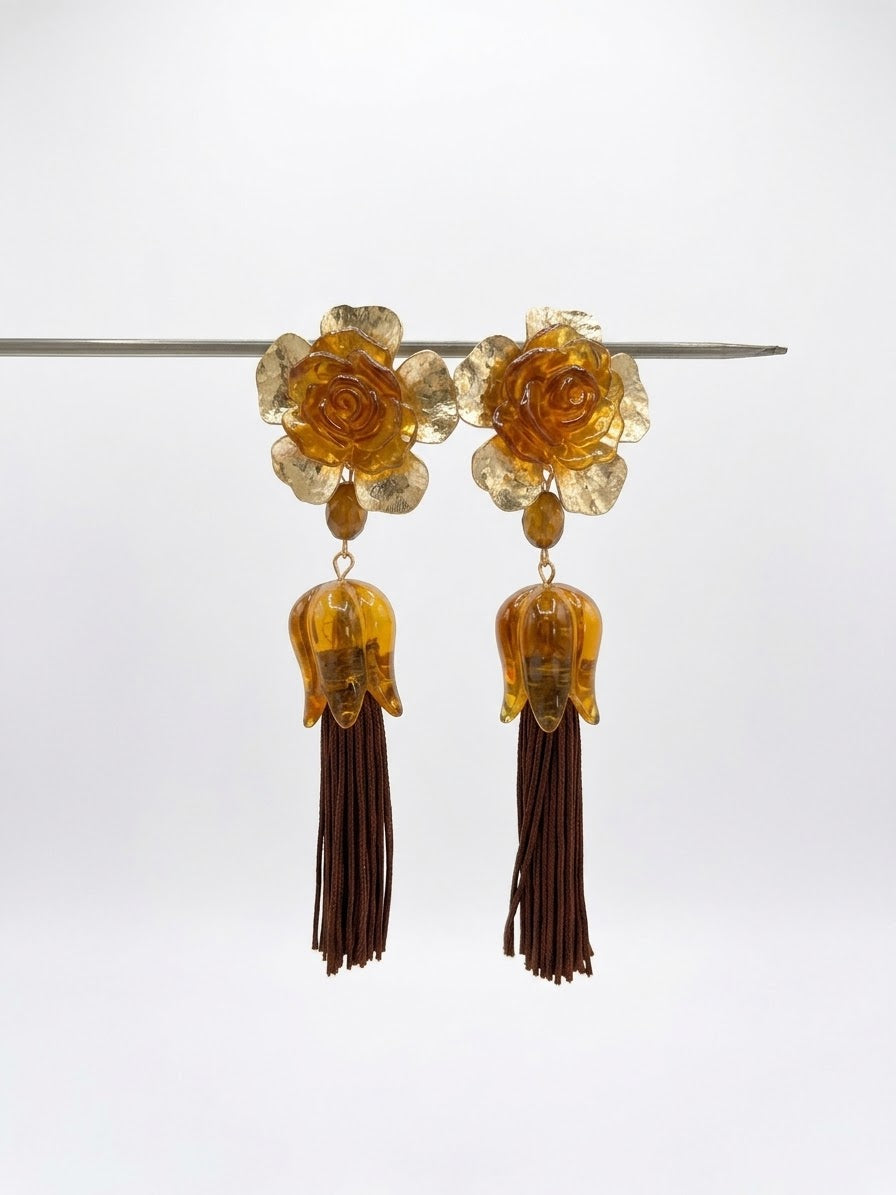 ARETE DORADO CON CAFÉ