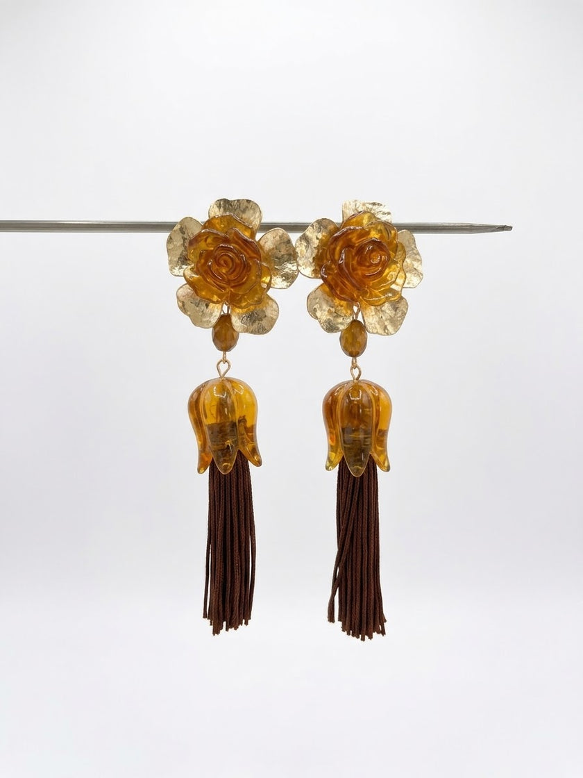 ARETE DORADO CON CAFÉ