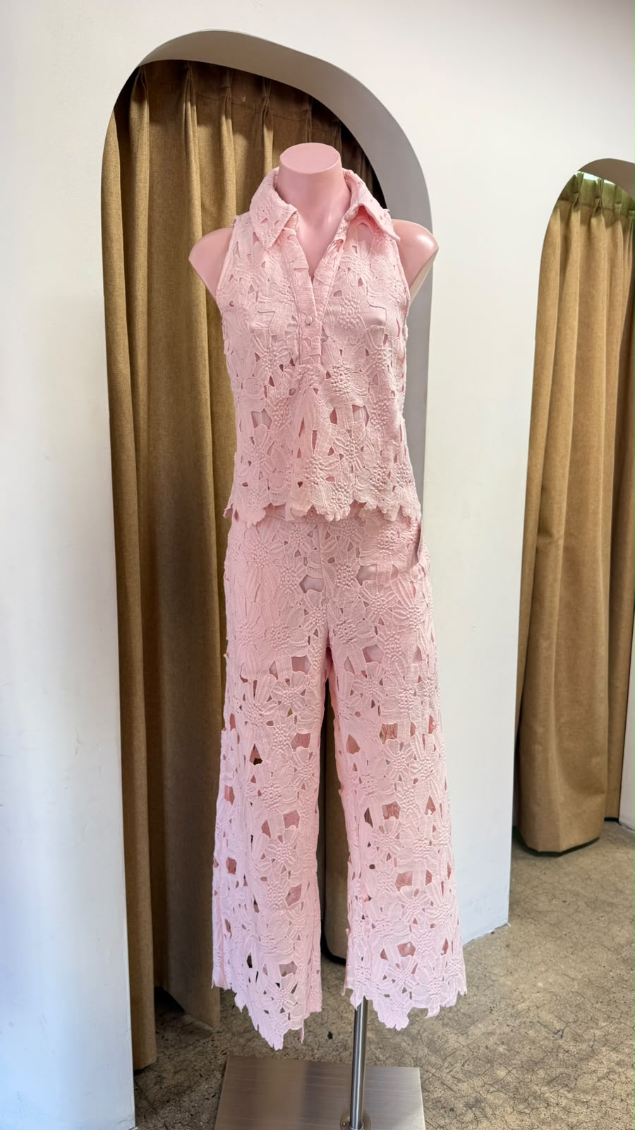 SET CROCHET PANTALON ROSA